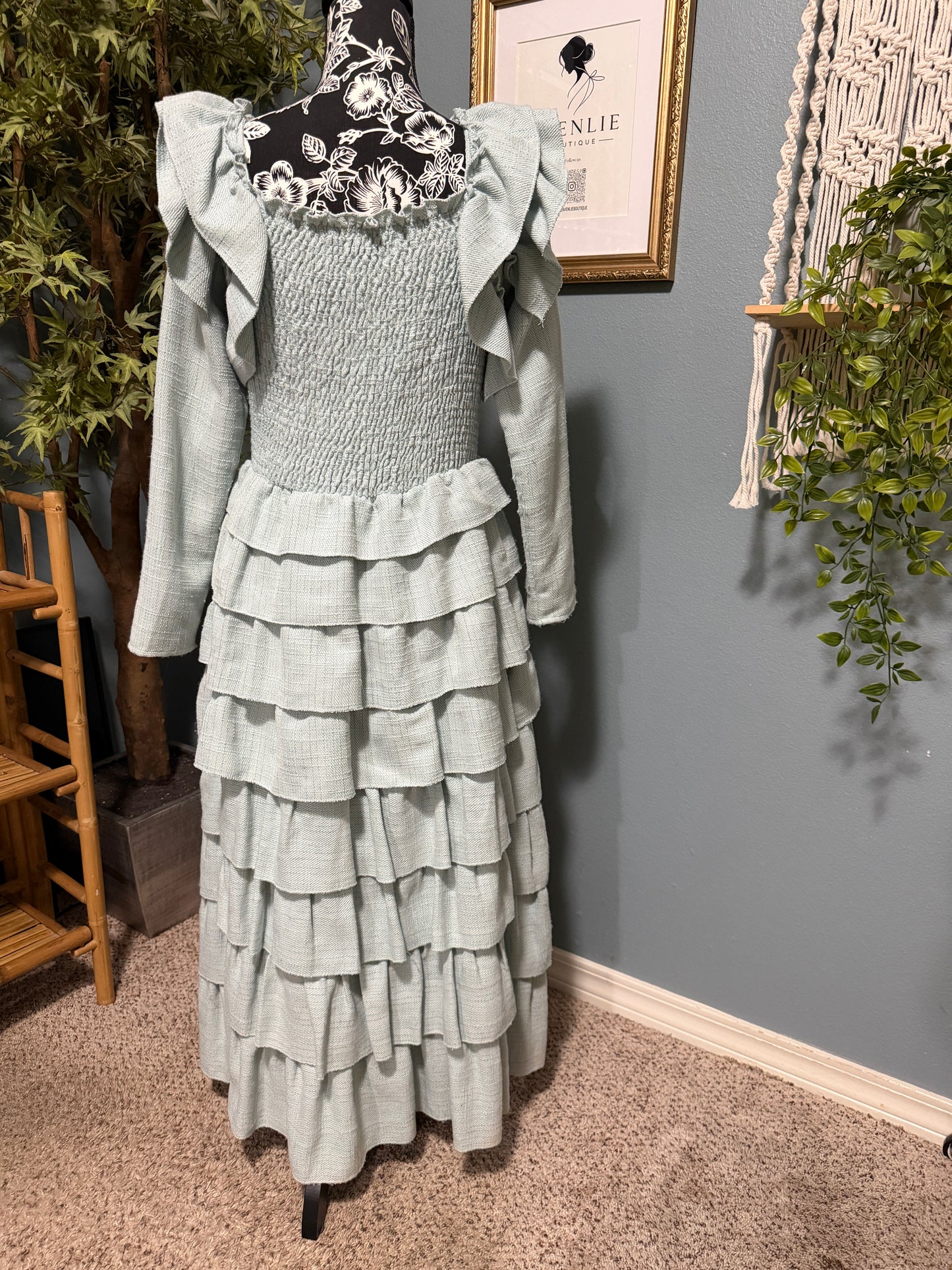 Jessikae Dress, size small